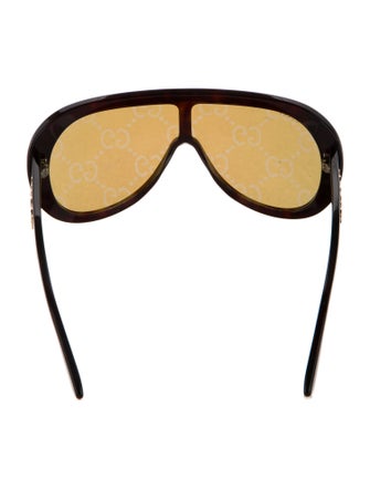 Gucci Oversize Tinted Sunglasses