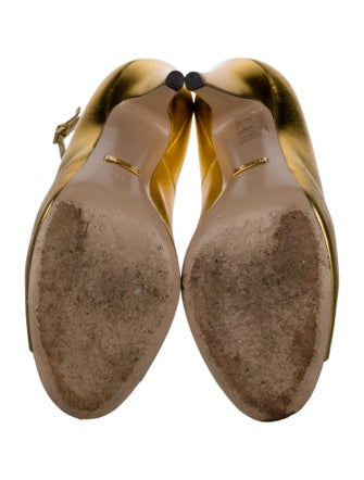 Gucci Leather Embroidered Accent T-Strap Sandals