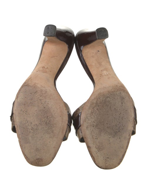 Gucci GG Supreme Slides