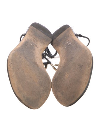 Gucci Interlocking G Logo Leather T-Strap Sandals