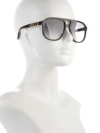 Gucci Double G Logo Oversize Sunglasses