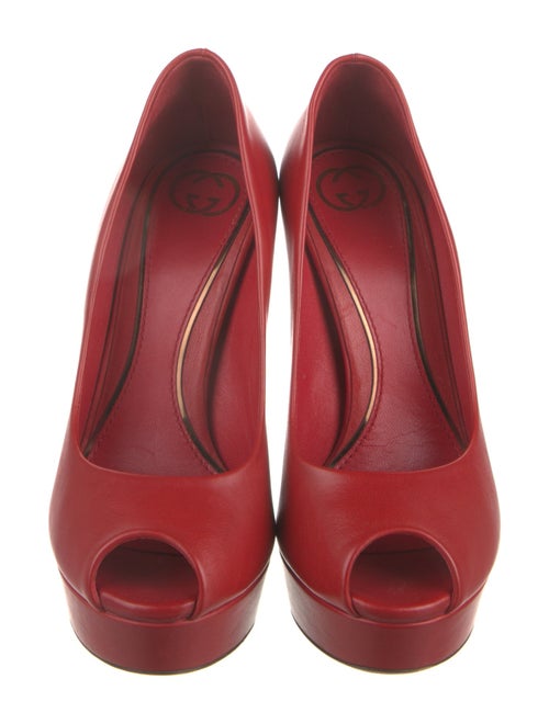 Gucci Leather Pumps