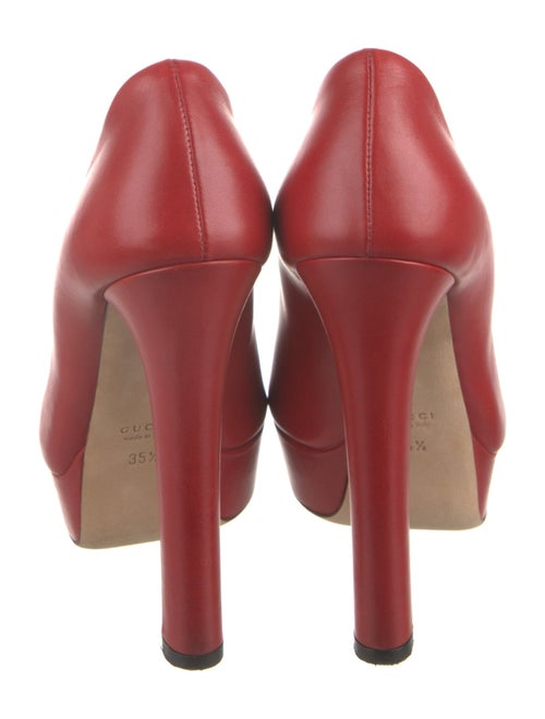 Gucci Leather Pumps