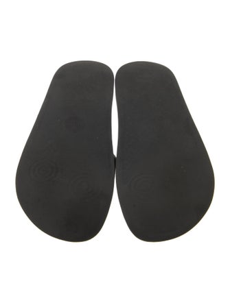 Gucci 2022 GG Supreme Slides