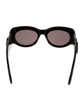 Gucci Cat-Eye Tinted Sunglasses