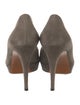 Gucci Suede Pumps
