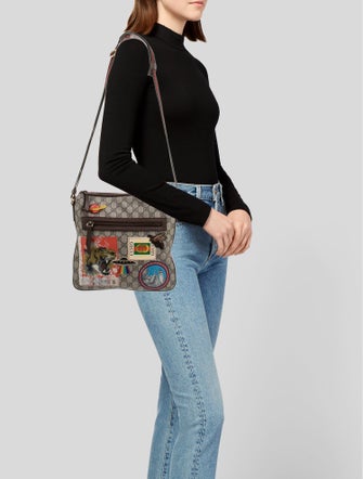 Gucci GG Supreme Courrier Medium