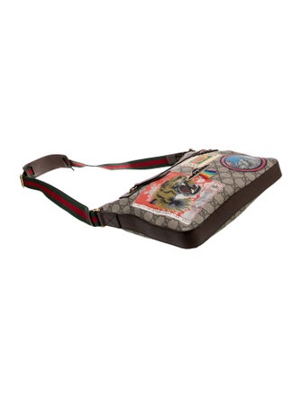 Gucci GG Supreme Courrier Medium