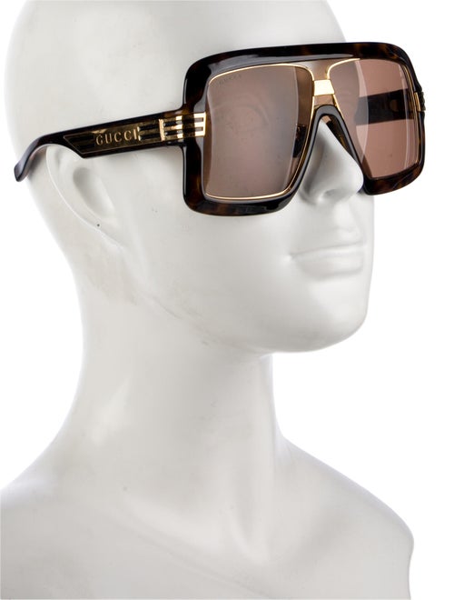 Gucci Oversize Tinted Sunglasses