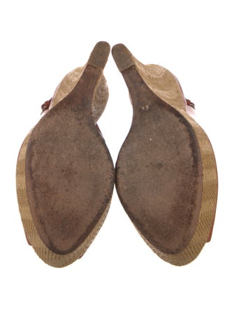 Gucci Patent Leather Slingback Pumps