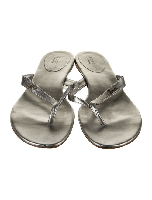 Gucci Leather Flip Flops