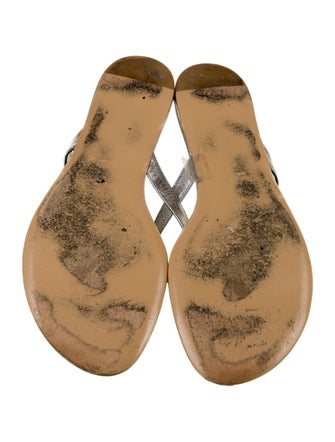 Gucci Leather Flip Flops