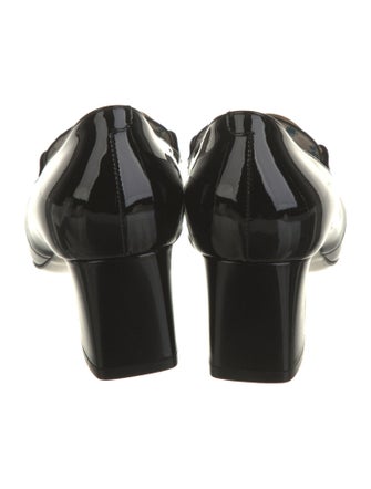 Gucci Double G Logo Patent Leather Pumps