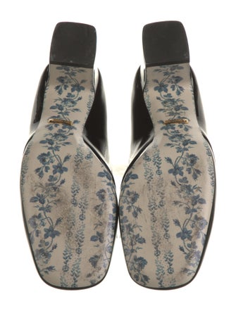 Gucci Double G Logo Patent Leather Pumps