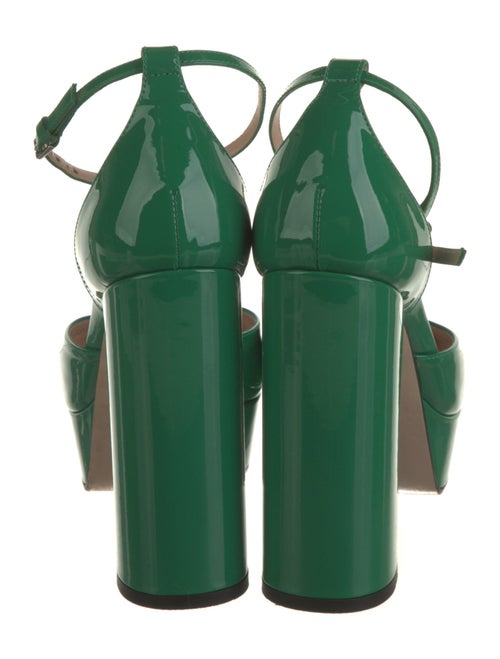 Gucci Double G Logo Patent Leather D'Orsay Pumps