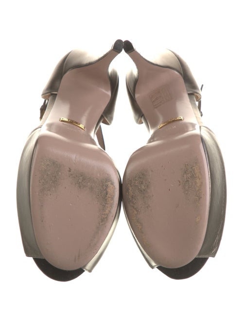 Gucci Leather T-Strap Pumps