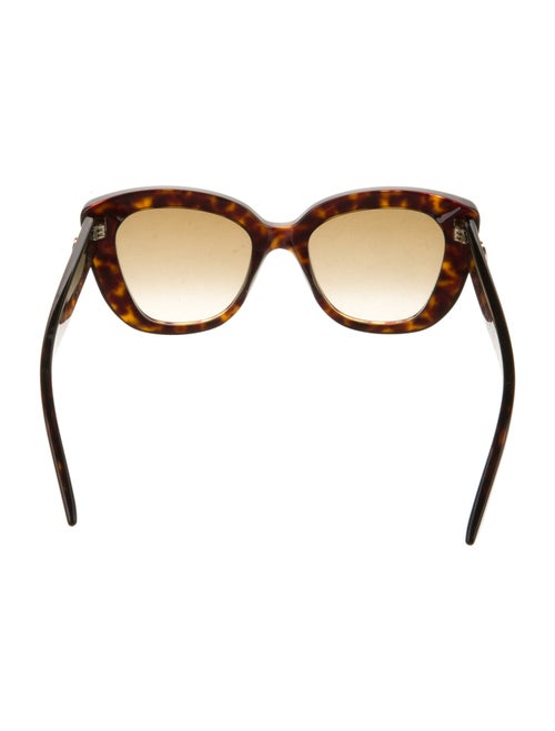 Gucci Cat-Eye Gradient Sunglasses
