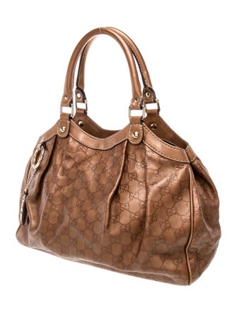 Gucci GG Signature Sukey Medium