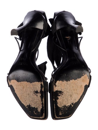 Gucci Leather Grosgrain Trim Gladiator Sandals