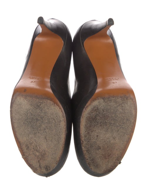 Gucci Leather Pumps