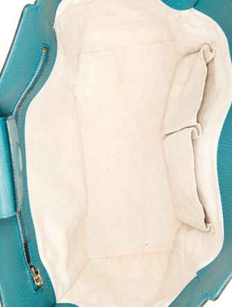 Gucci Leather Swing Small