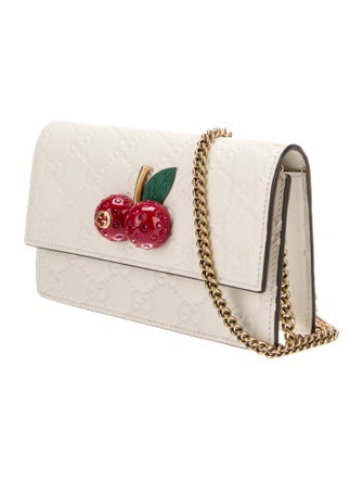 Gucci Interlocking G Clutch Mini