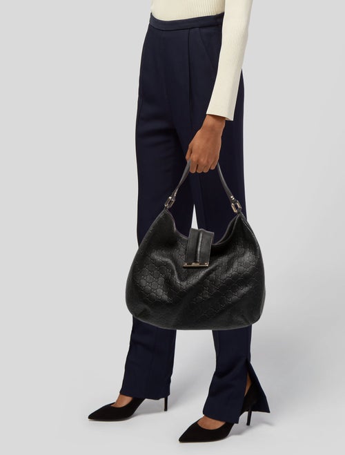 Gucci GG Signature New Ladies Large