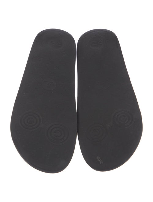 Gucci GG Logo Rubber Slides