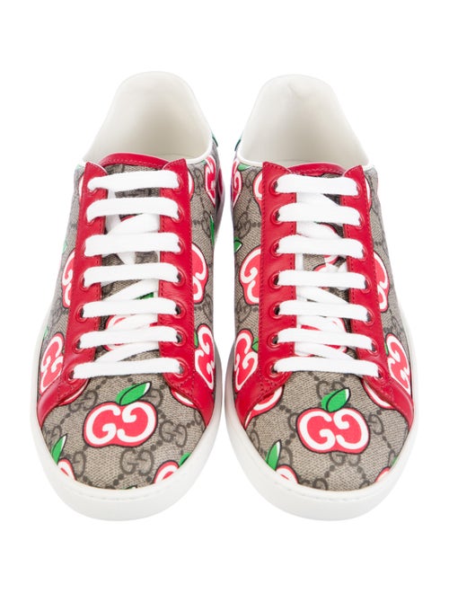 Gucci GG Supreme Sneakers