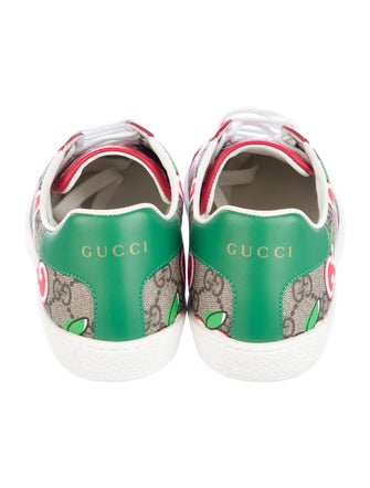 Gucci GG Supreme Sneakers