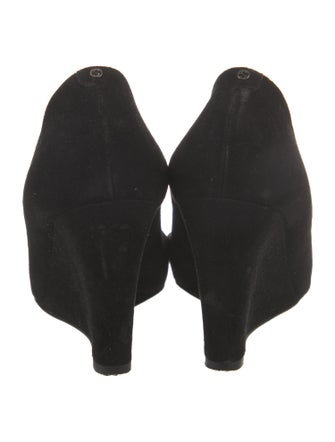 Gucci Interlocking G Logo Suede Pumps