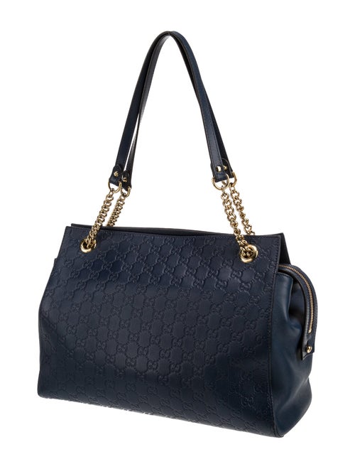 Gucci GG Signature Shoulder Bag