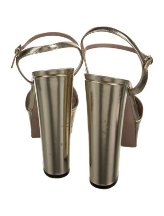 Gucci Horsebit Accent Leather Sandals