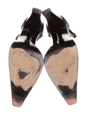 Gucci Leather D'Orsay Pumps