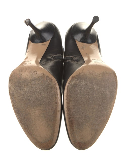 Gucci Interlocking G Logo Leather Pumps