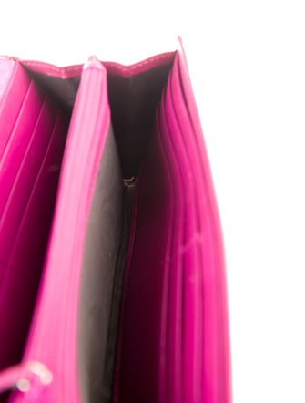 Gucci Microguccissima Pattern Patent Leather Wallet