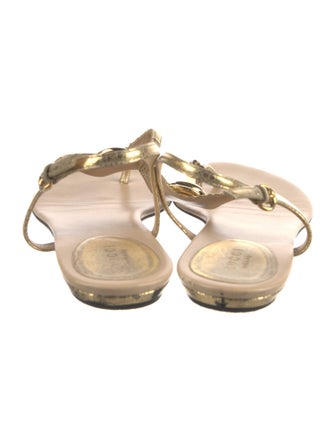 Gucci Hasler Horsebit Accent Leather T-Strap Sandals