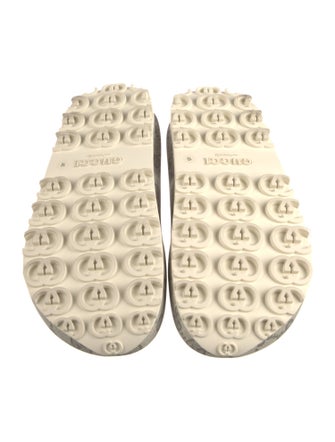 Gucci Interlocking G Logo Rubber Slides