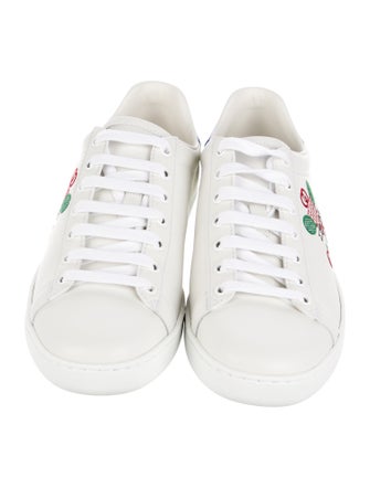Gucci Interlocking G Logo Leather Sneakers