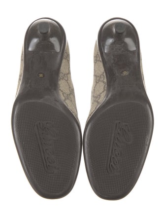 Gucci GG Canvas Canvas Pumps