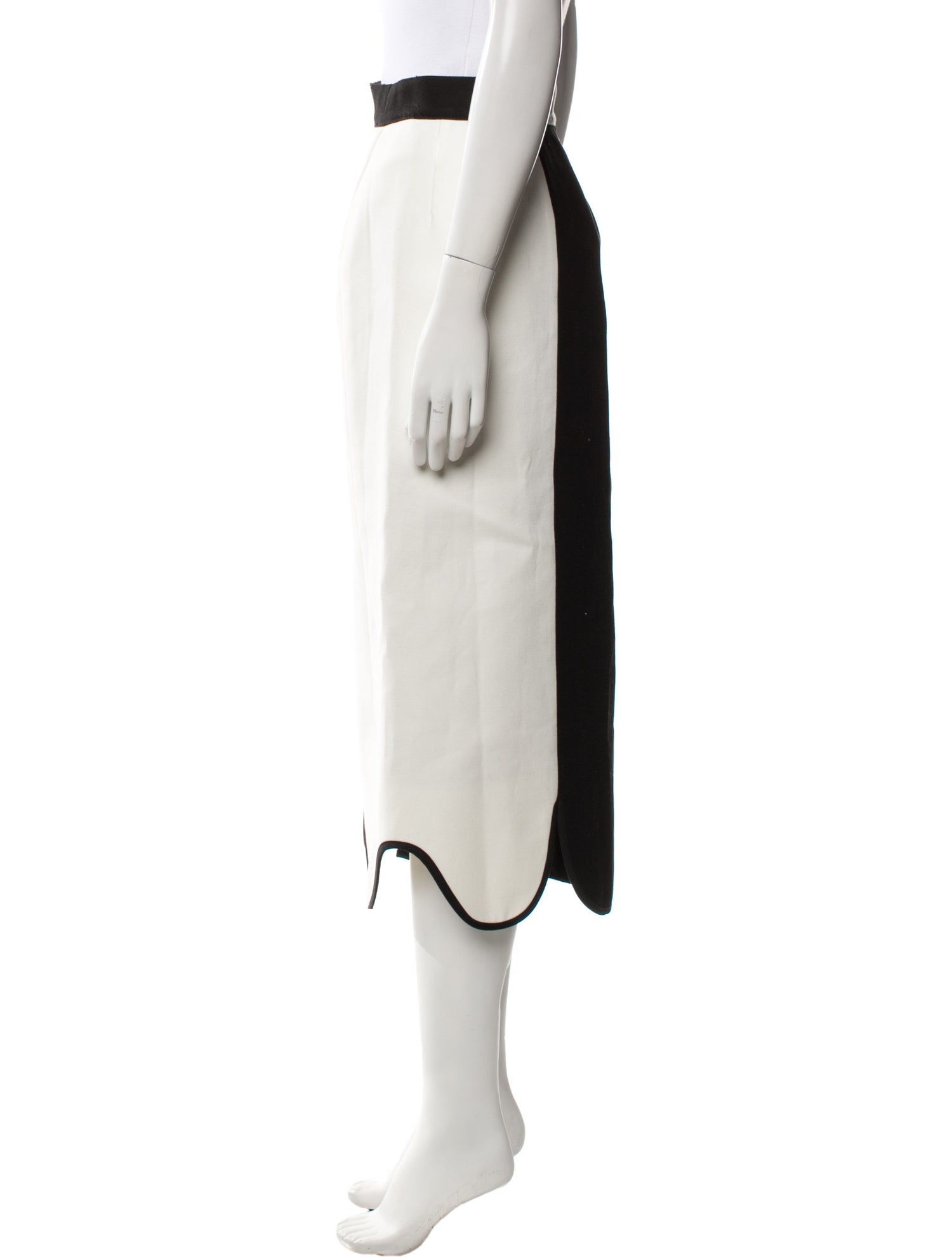 Gucci Scalloped Accent Midi Length Skirt