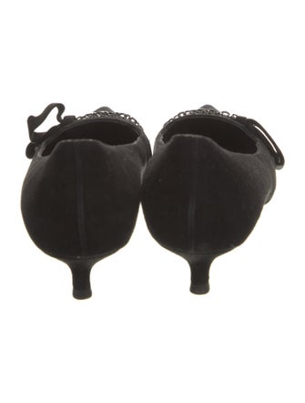 Gucci Suede Chain-Link Accents Pumps