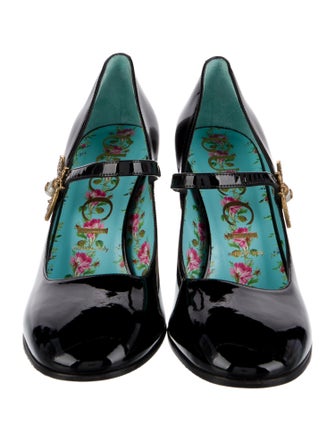 Gucci Faux Pearl Accents Patent Leather Pumps