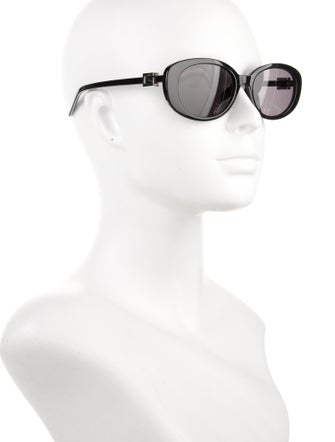 Gucci Double G Logo Round Sunglasses