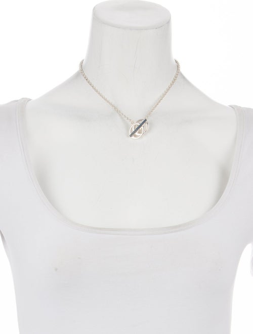 Gucci Interlocking G Britt Toggle Pendant Necklace