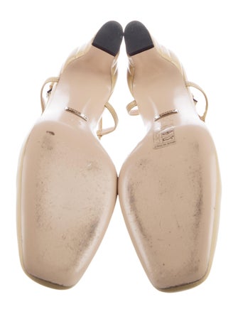 Gucci Double G Logo Leather T-Strap Pumps