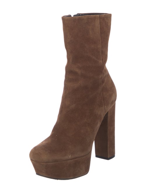 Gucci Suede Boots