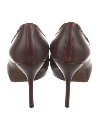 Gucci Leather Whipstitch Trim Pumps