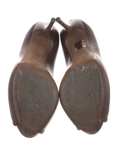 Gucci Leather Whipstitch Trim Pumps