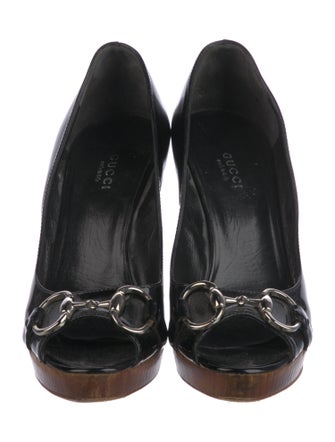 Gucci Horsebit Accent Patent Leather Pumps